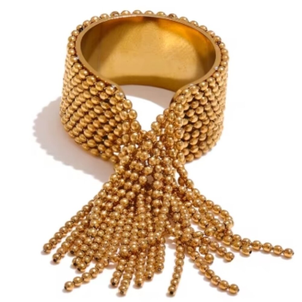 Statement Chain Tassel Finger Ring – 18K Gold Plated